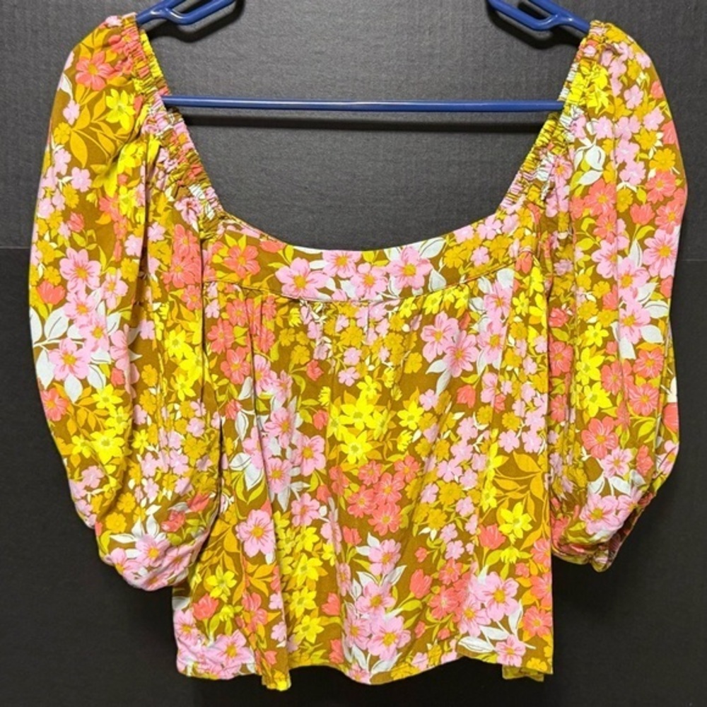 🪅Billabong Beach Daze Puff Sleeve Cropped Top